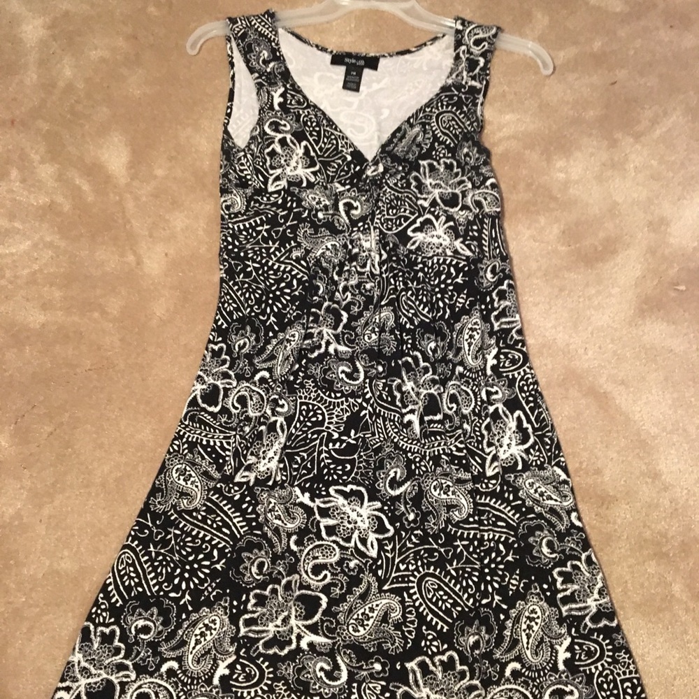 Black and white dress